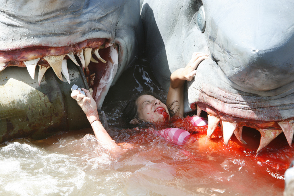 Xem Phim Cá Mập Hai Đầu (2-Headed Shark Attack)