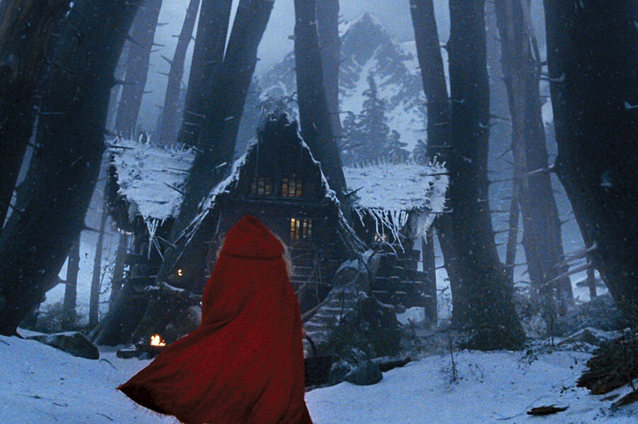 Banner Phim Cô Gái Quàng Khăn Đỏ (Red Riding Hood)