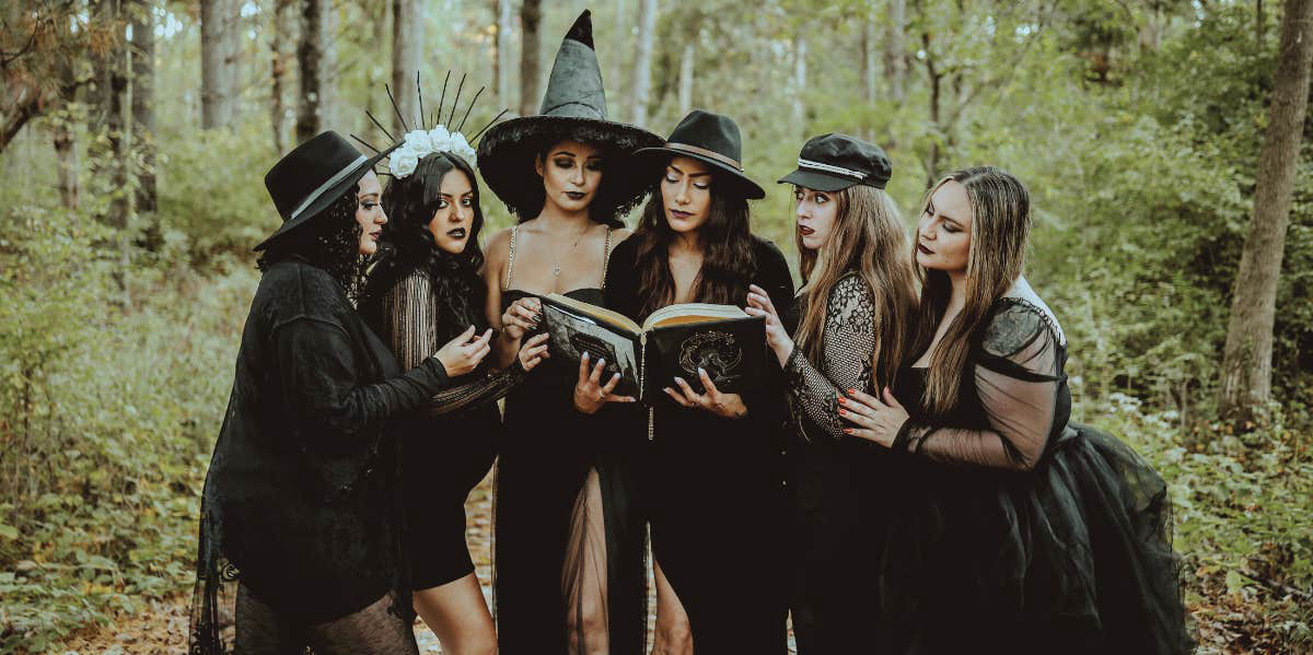 Banner Phim Coven (Coven)