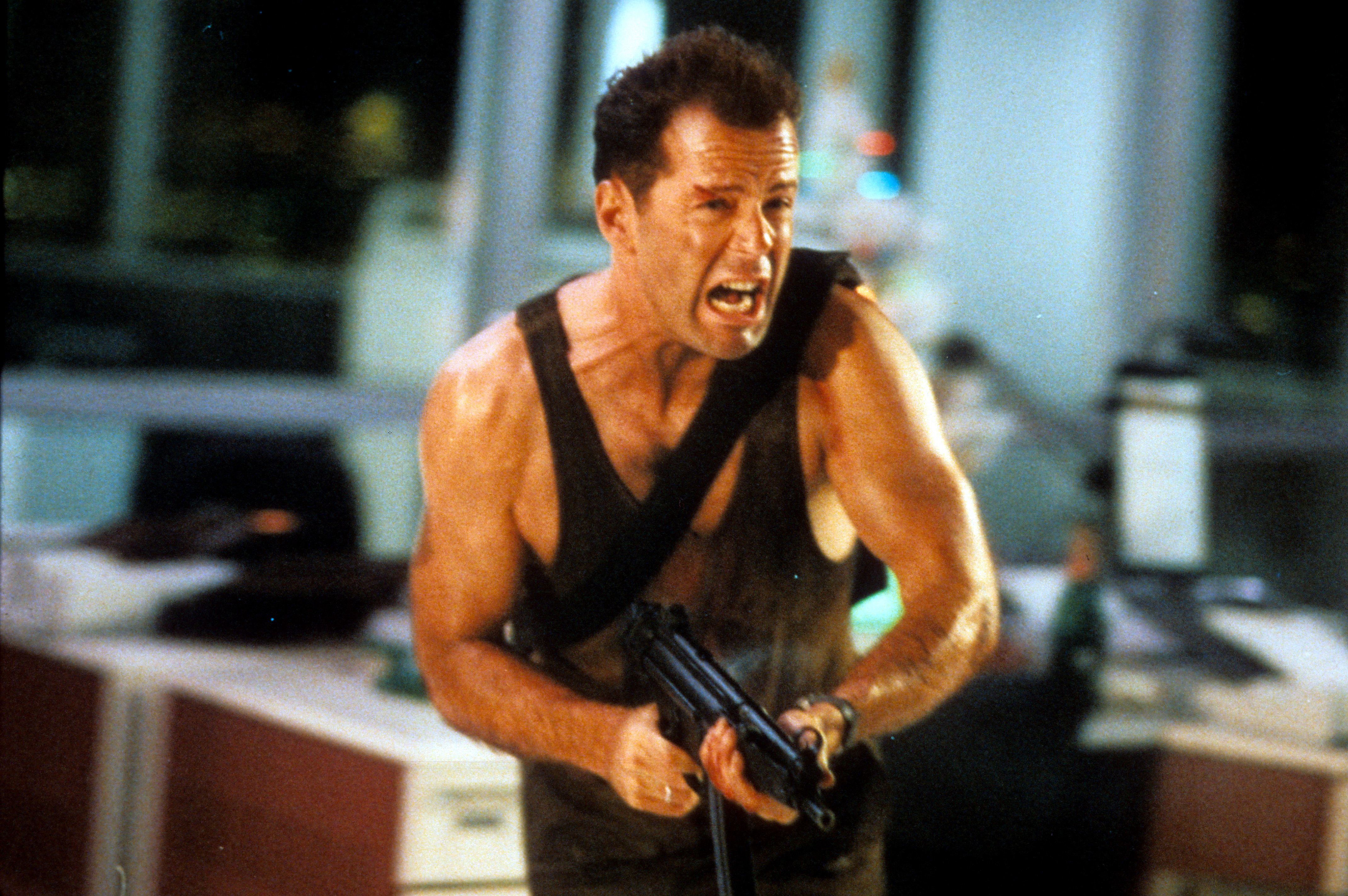 Xem Phim Đương Đầu Thử Thách (Die Hard)