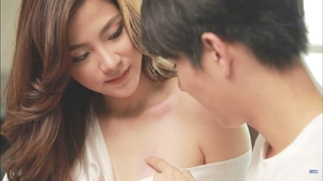 Banner Phim Gái Bán Hoa Cao Cấp (Public Love Broker)