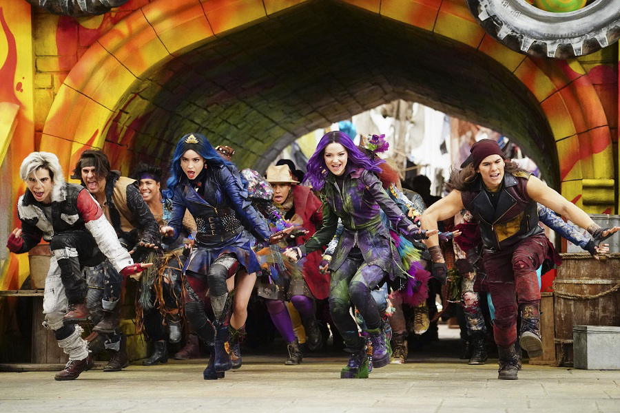 Xem Phim Hội Pháp Sư Tuổi Teen (Descendants)