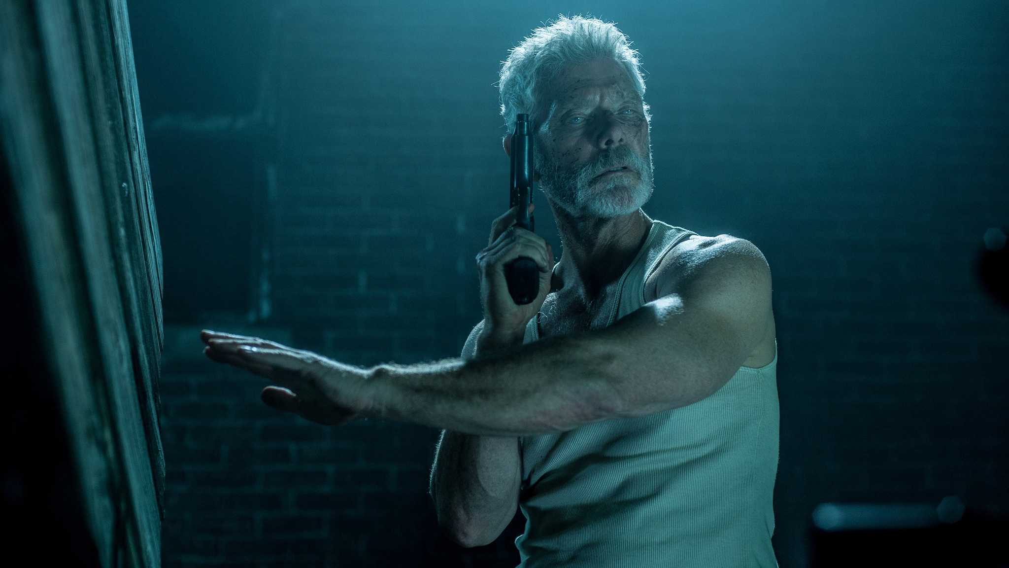 Xem Phim Sát nhân trong bóng tối (Don't Breathe)