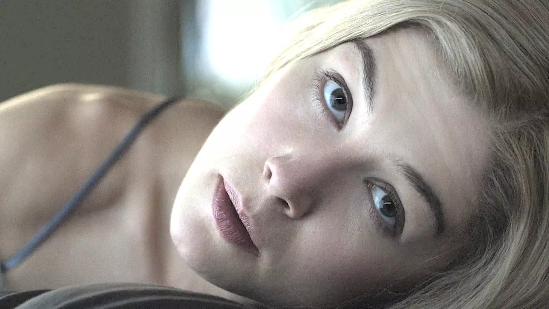 Xem Phim Cô Gái Mất Tích (Gone Girl)